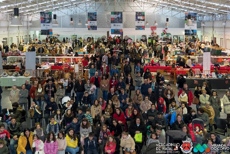 MERCADINHO DE NATAL ANGARIOU 391 EUROS PARA OS BOMBEIROS VOLUNT&Aacute;RIOS